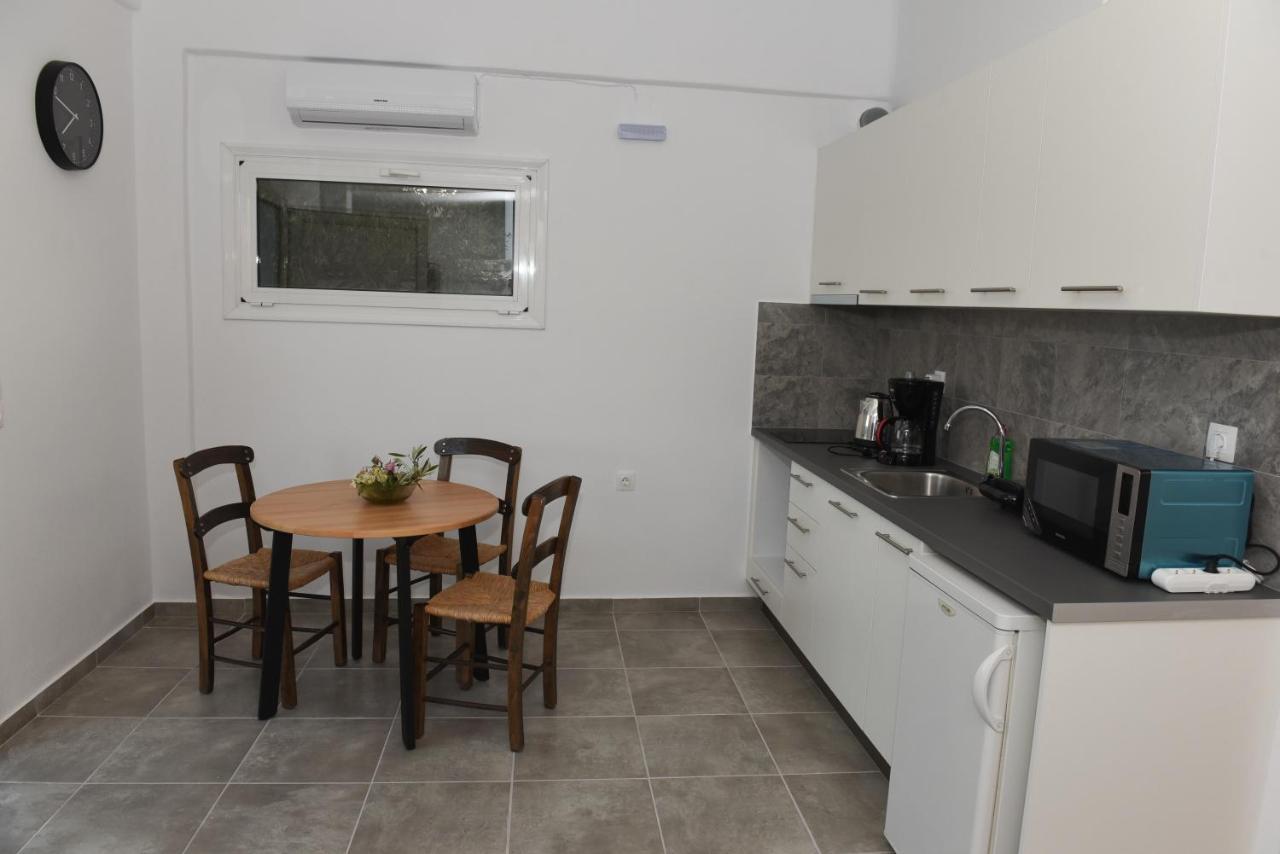 Splendide Apartments อายิโอสนิโกลาโอส ภายนอก รูปภาพ