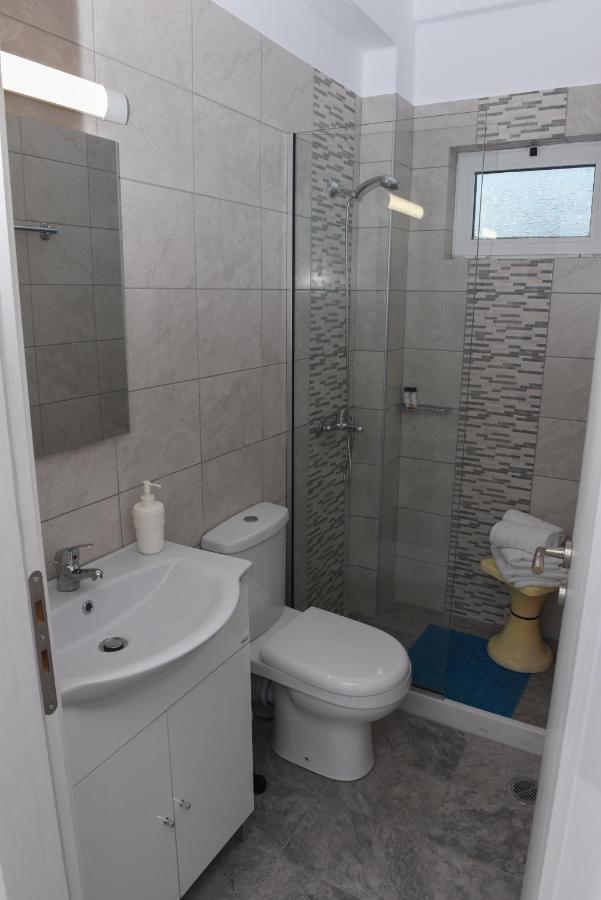 Splendide Apartments อายิโอสนิโกลาโอส ภายนอก รูปภาพ