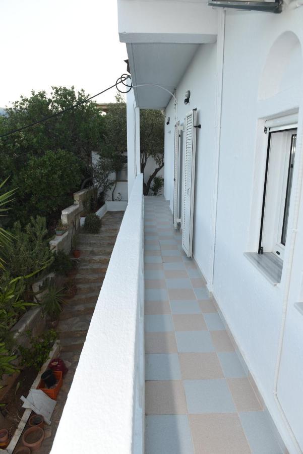 Splendide Apartments อายิโอสนิโกลาโอส ภายนอก รูปภาพ